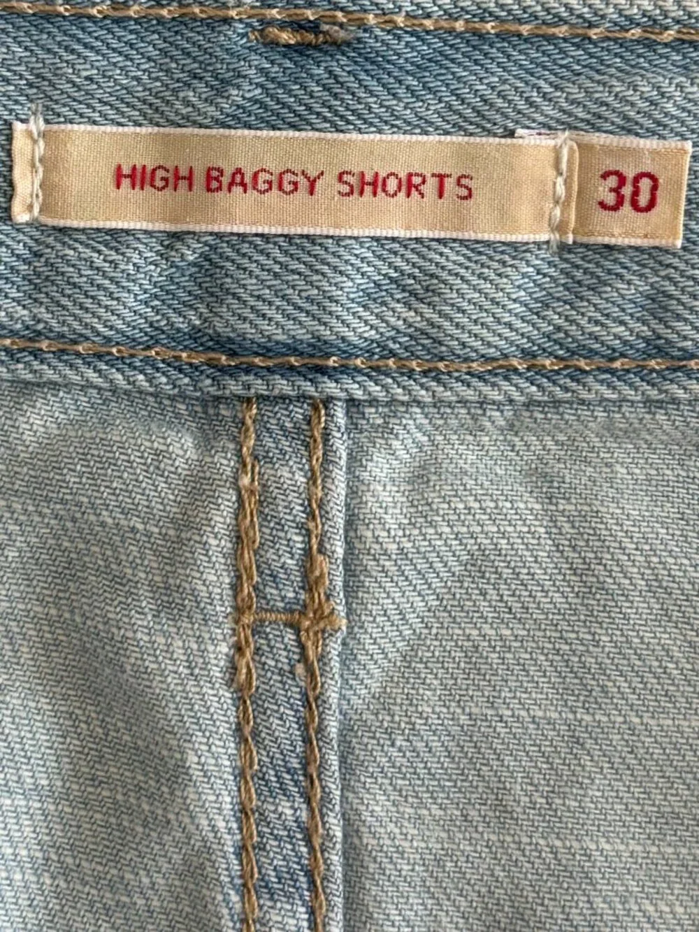 Levis levi high